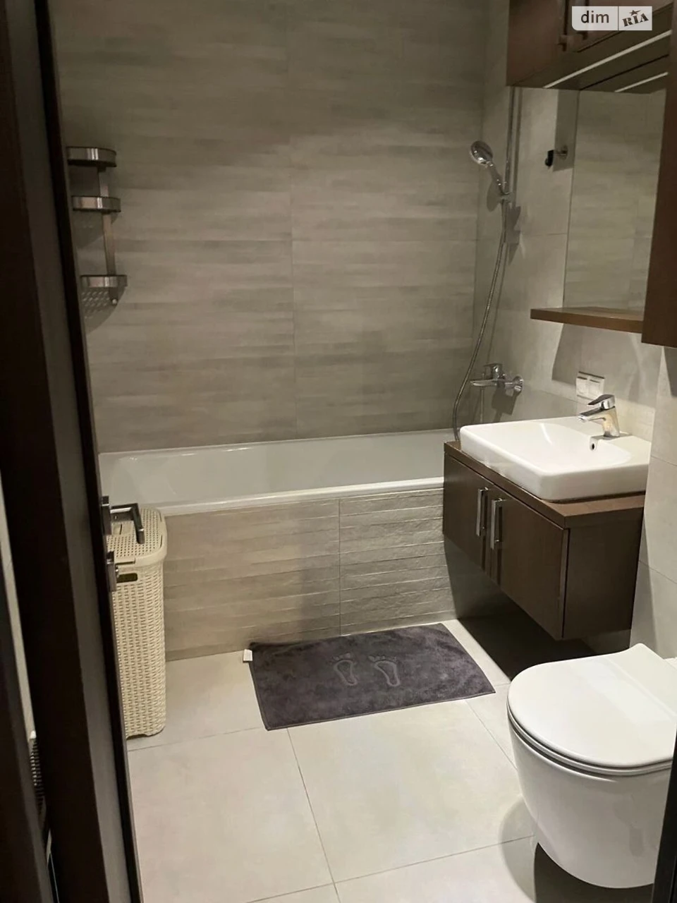 Long-Term Rental Apartment, Póznyak