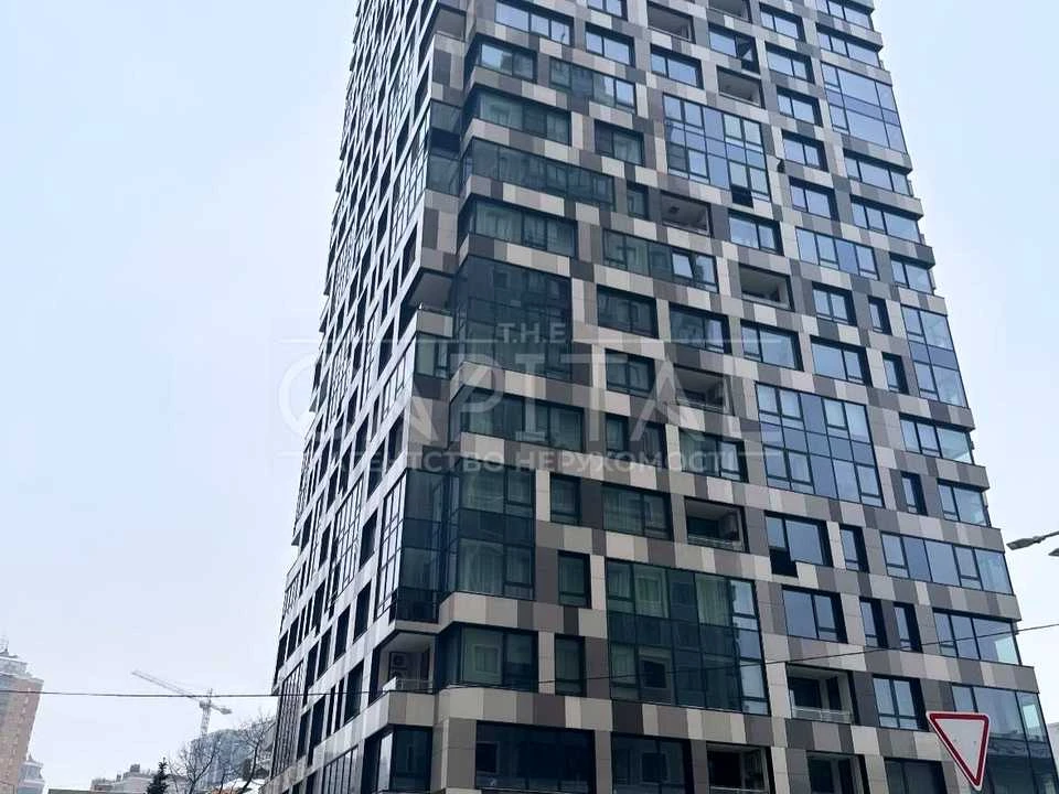 Apartment. Business Street, Kyiv