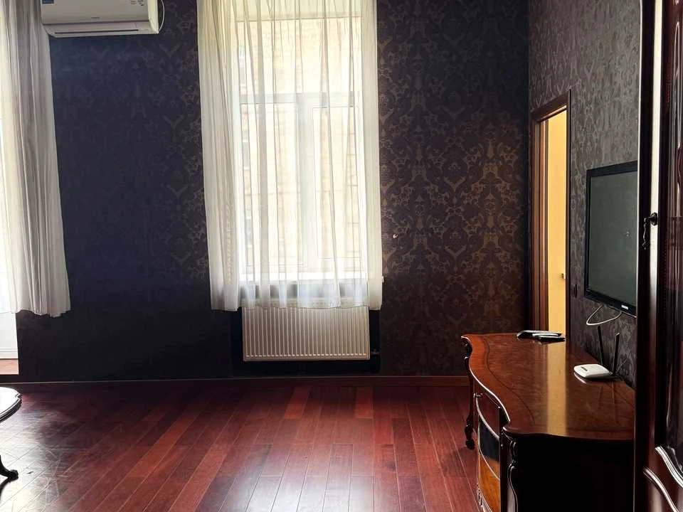 2-Bedroom Apartment for Rent in Kyiv