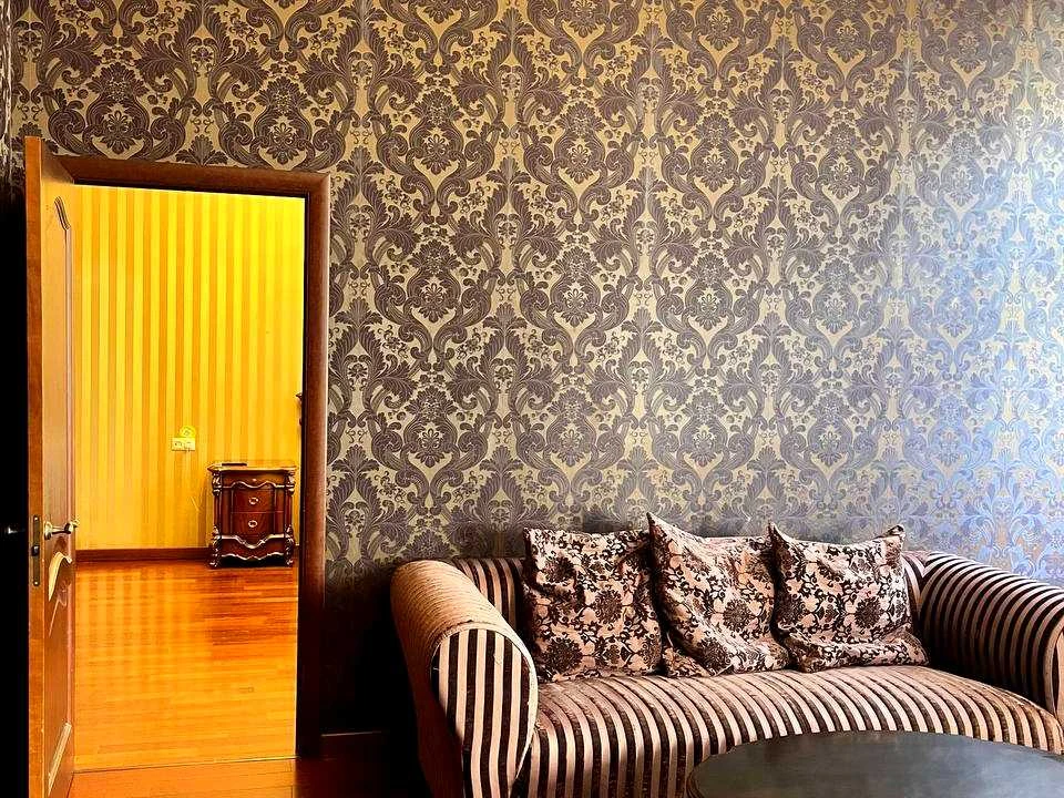 2-Bedroom Apartment for Rent in Kyiv