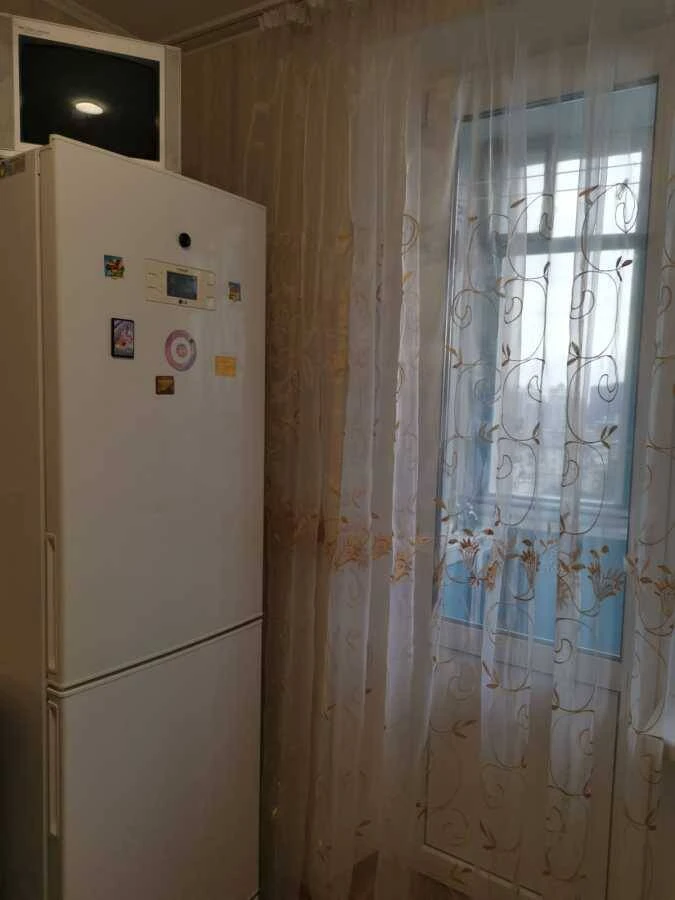 For Rent Long-Term 1-Bedroom Apartment, Kyiv, Шевchenkivskyi, Yuri I