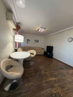 For Rent Long Term 4-Room Apartment, Kyiv, Dnipropetrovsk District, Borispol