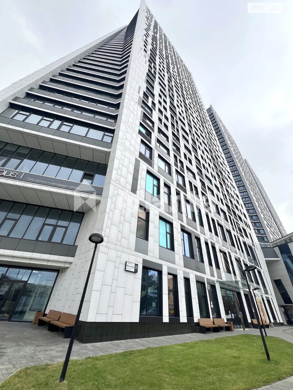 Apartment for Sale: Manhattan City, Berezayskaya Street 11