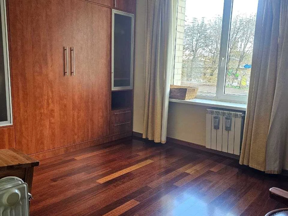 Apartment. Vasylkivska Street, Kyiv
