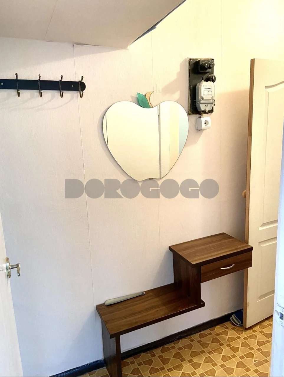 FOR SALE: 1-bedroom apartment on Vatslava Havel Boulevard, Vydradni