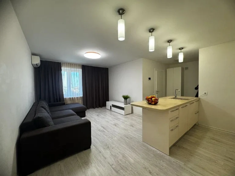 For Sale: 3-bedroom apartment, Podstantsiya