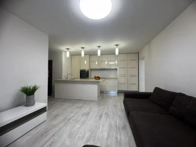 For Sale: 3-bedroom apartment, Podstantsiya