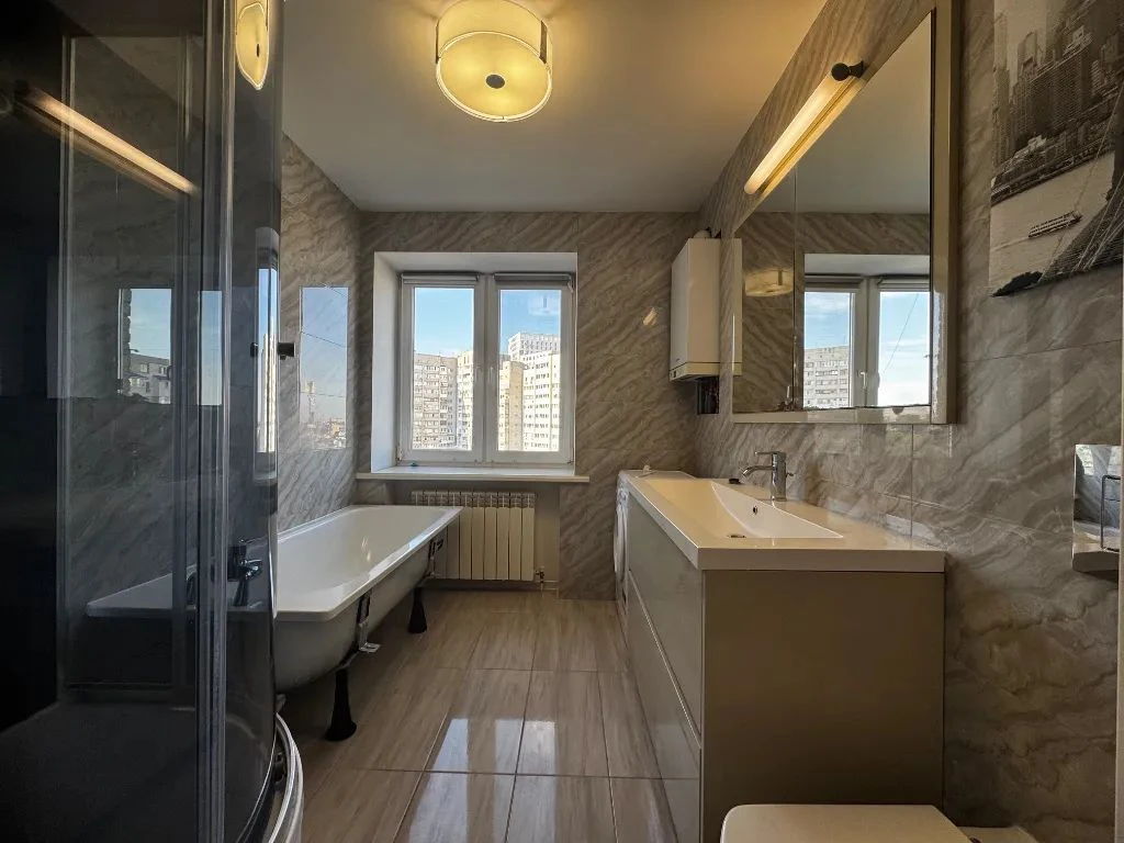 For Sale: 3-bedroom apartment, Podstantsiya