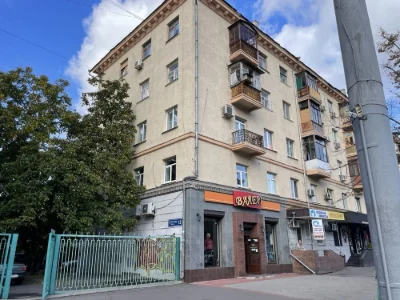 Apartment on Naukova Street Lenin Street Naukova Metro