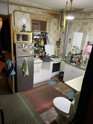 продам частину будинка