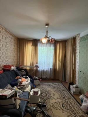 Продається 2-кімнатна квартира в Таирове в цегляному будинку в хорошому стані