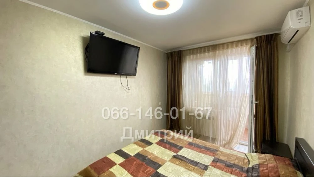 3-room apartment 65 sq m with renovation, furniture and appliances. T
