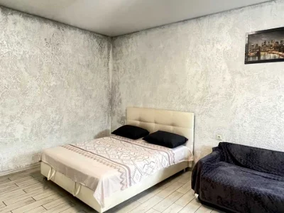 Apartment. Odessa, Deribasivs'ka Street