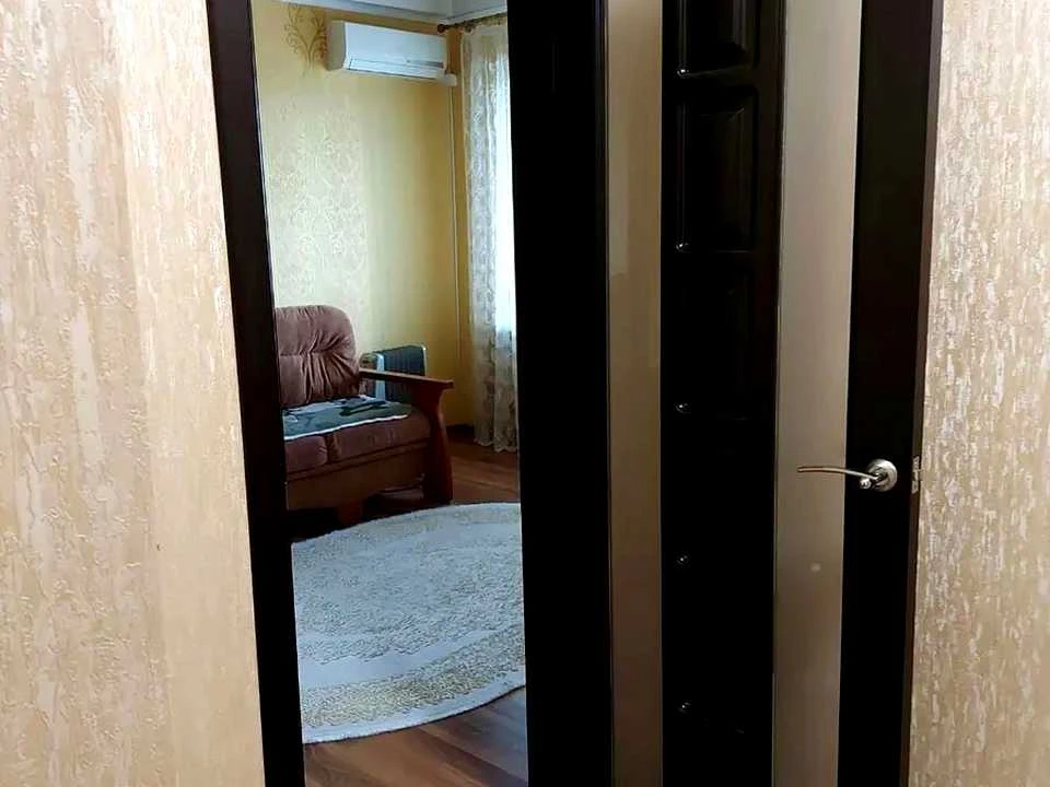 Квартира. Запоріжжя, Автозаводська вулиця