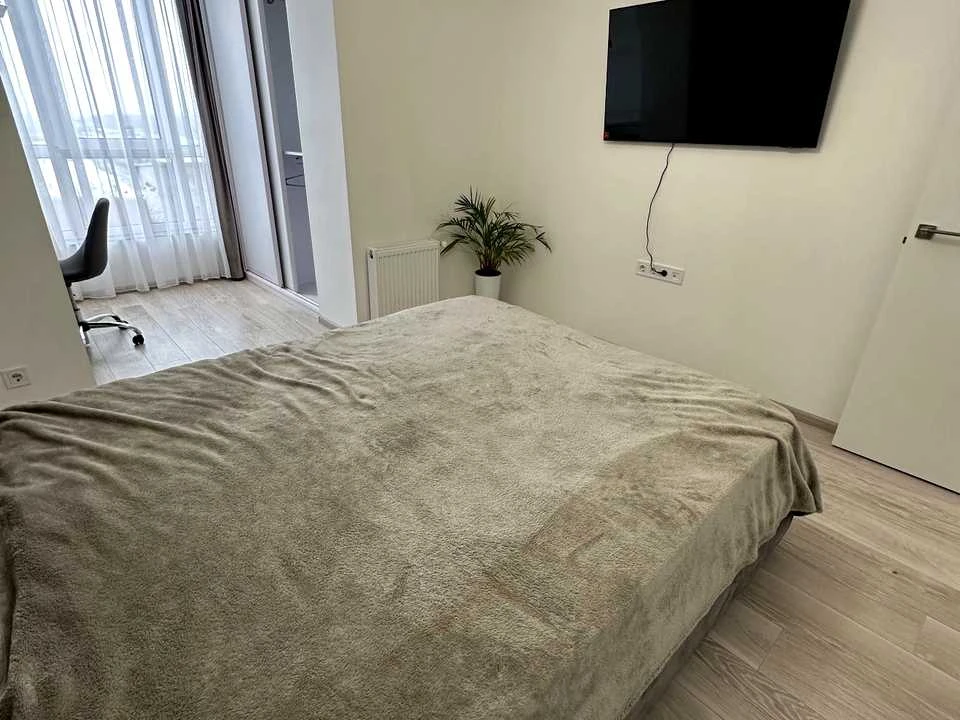 Apartment. Kulparkivska Street, Lviv