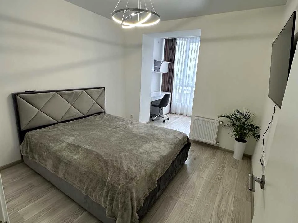 Apartment. Kulparkivska Street, Lviv