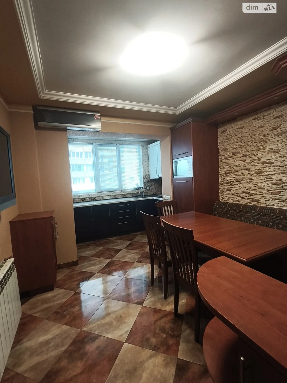 Long-Term Rental Apartment, Pociaky