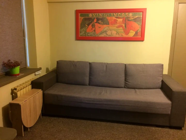 Сдается квартира 2-комн. 45 м² 2/5 этаж.