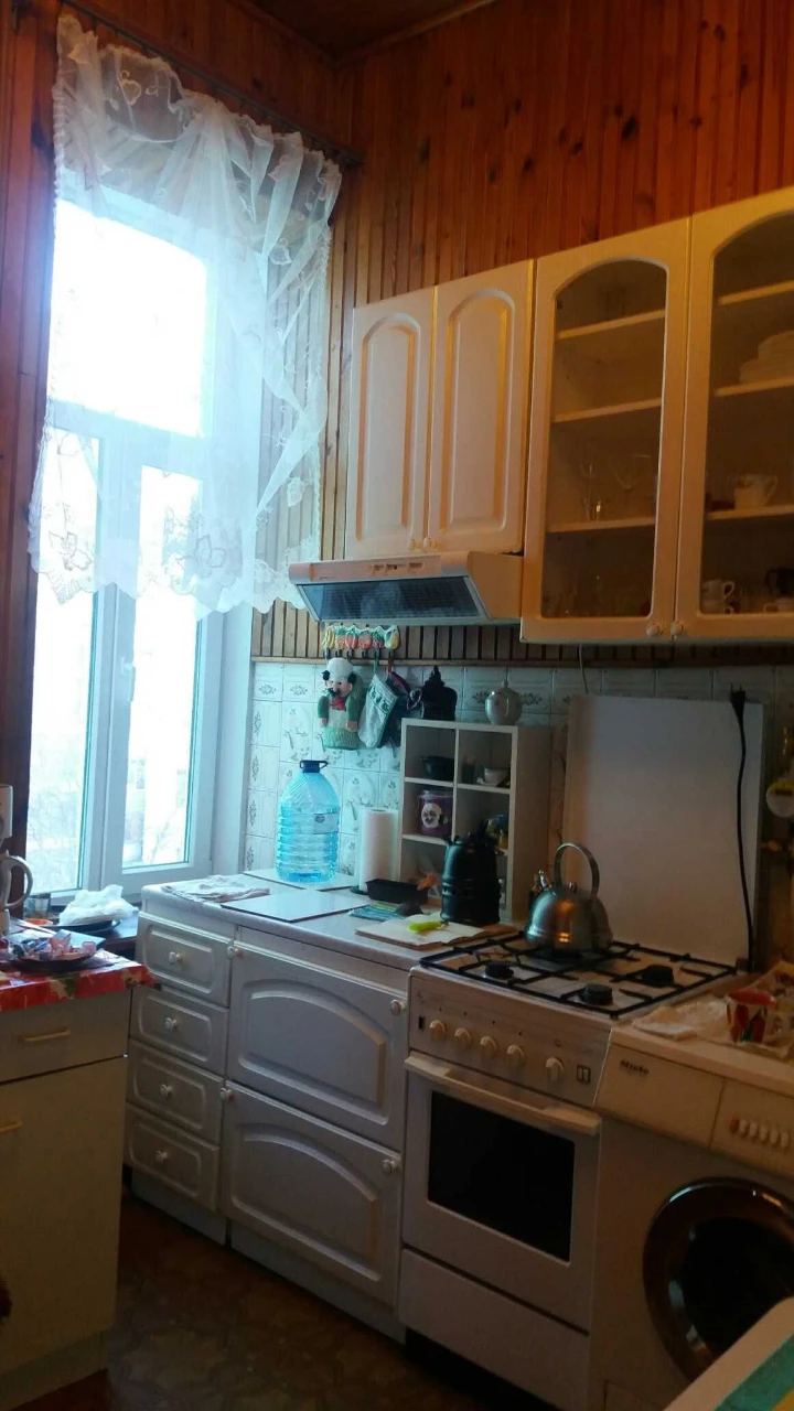 Продаж 3 кім квартири Руставелі , в центрі , біля метро, Печ