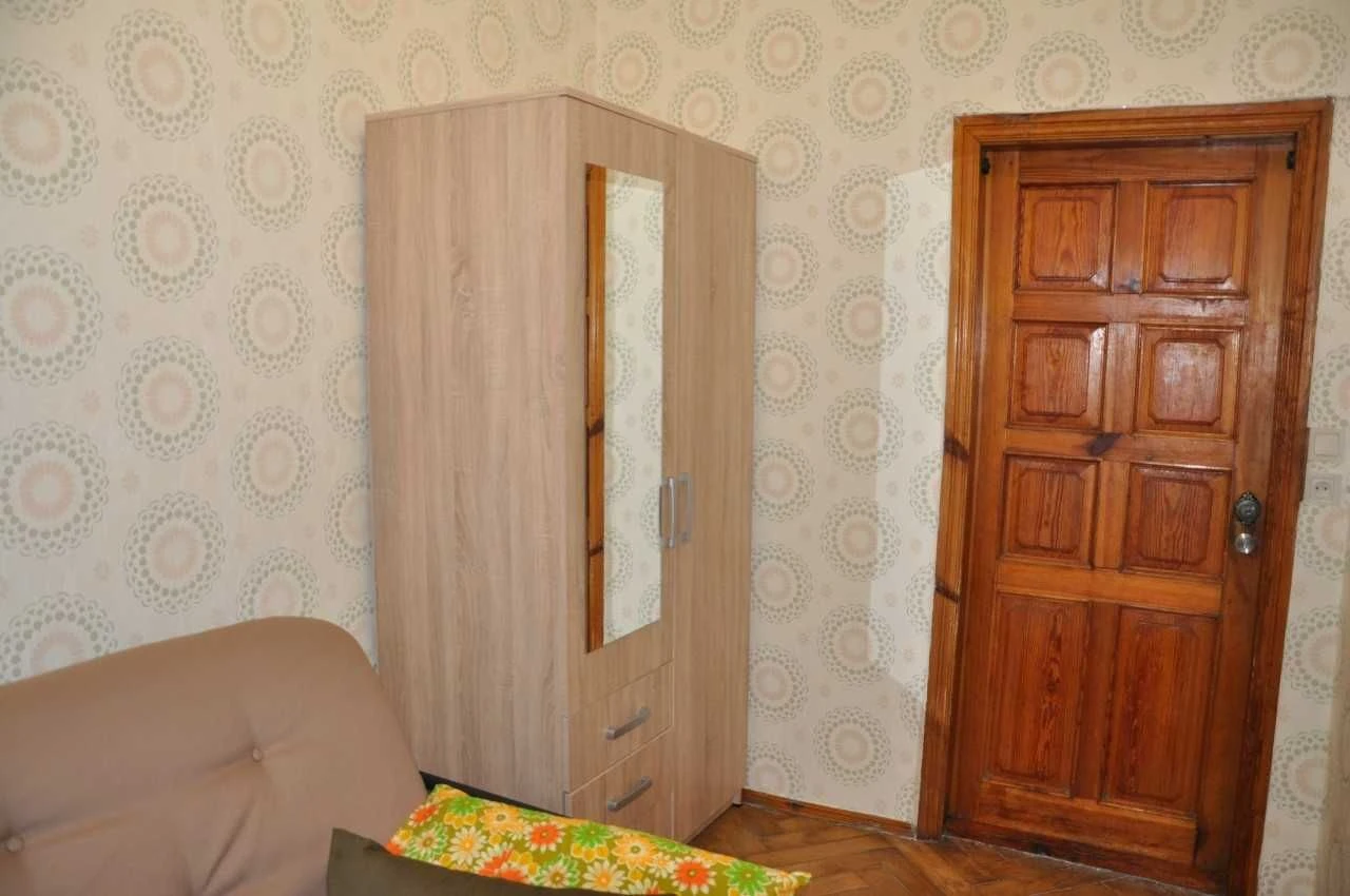 Продаж 3 кім квартири Руставелі , в центрі , біля метро, Печ