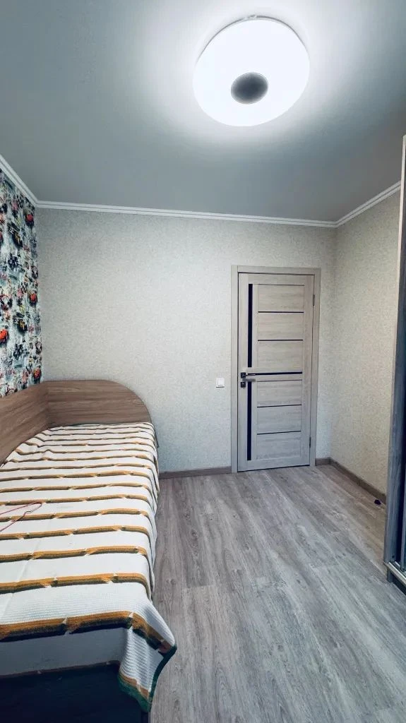 Продається 3-кімнатна квартира, в районі Калинова