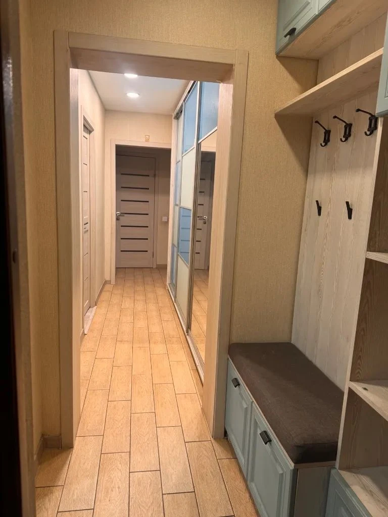 Продається 3-кімнатна квартира, в районі Калинова