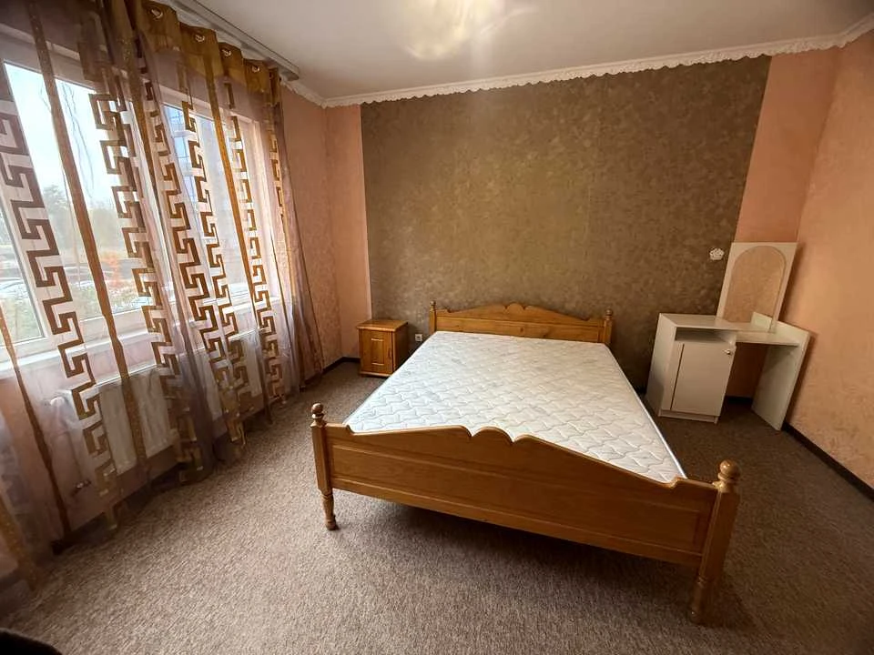 Apartment. Ivano-Frankivsk, Vovnychintska st.