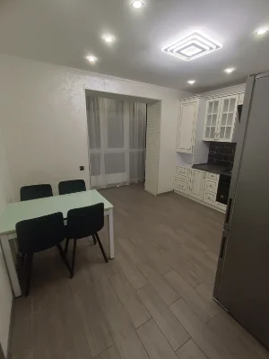 For sale: 3 km apartment!!