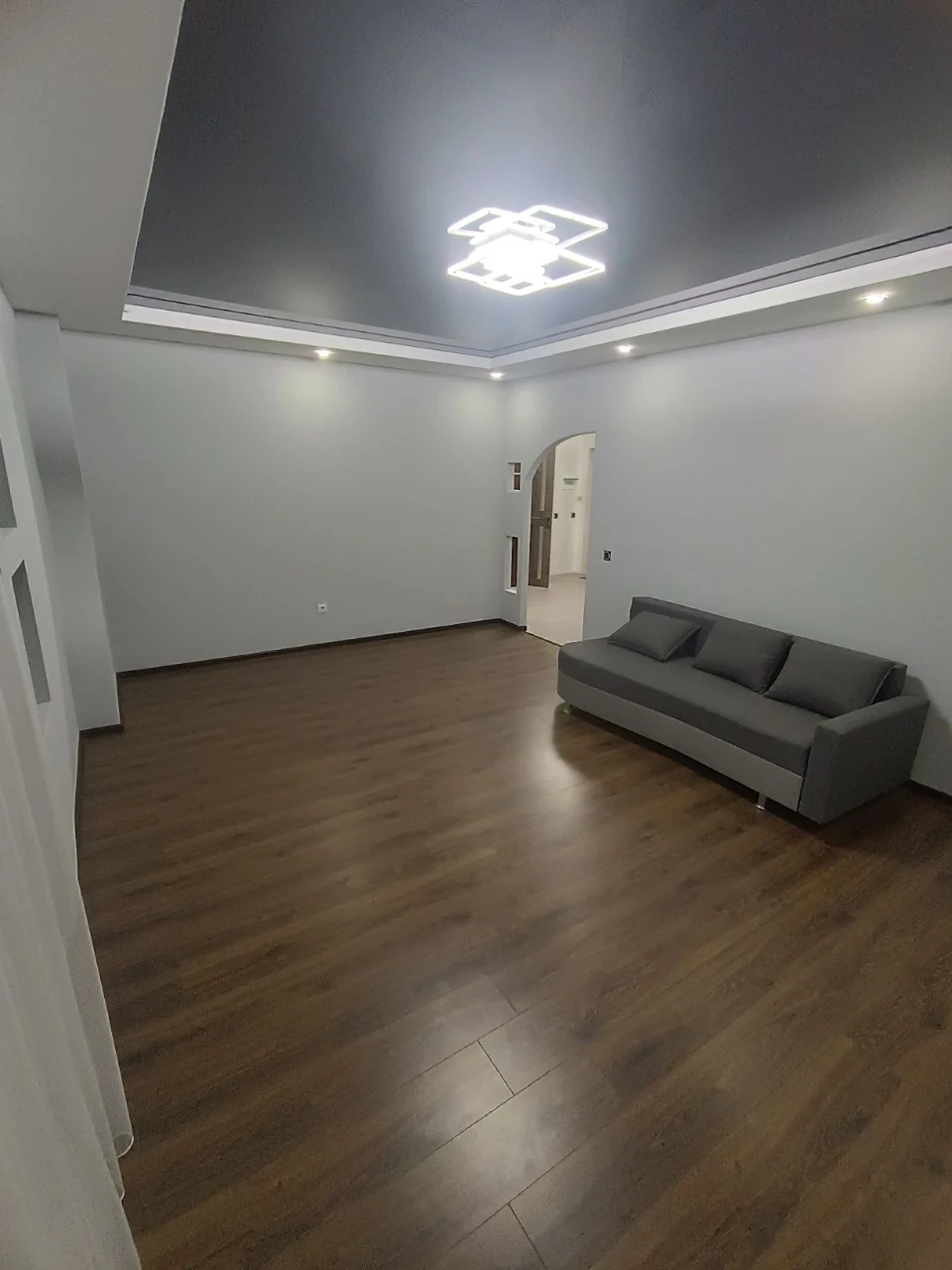 For sale: 3 km apartment!!