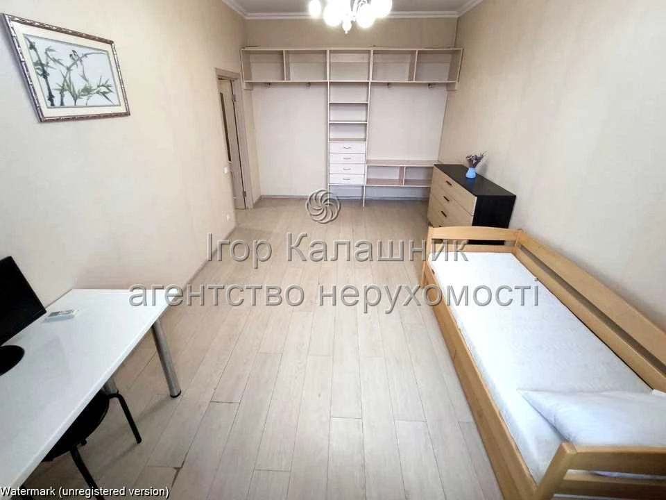 Apartment. Ivan Svetlichnogo Street, Kyiv