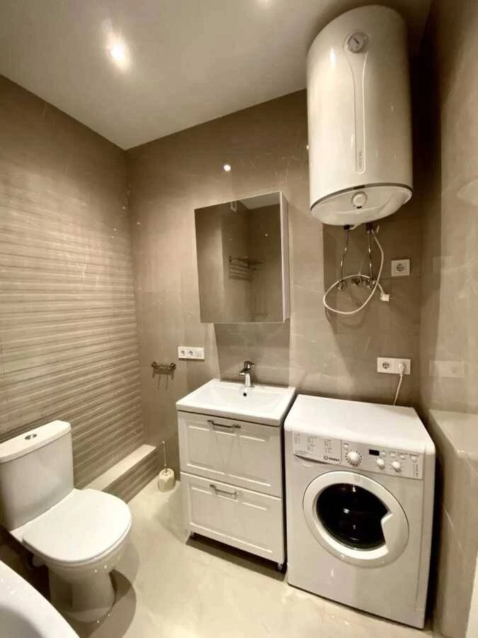 For Rent Long Term 2-Bedroom Apartment, Kyiv, Шевченковский, Berest