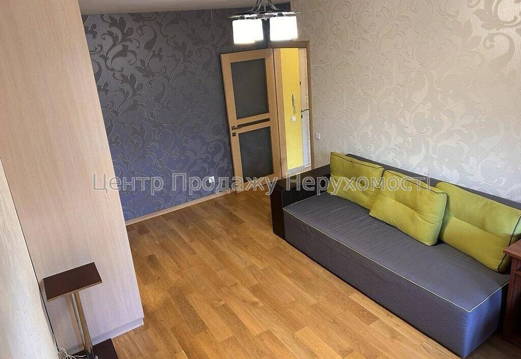 Продажа 1-комнатной квартиры, 5-й этаж из 10, 38 м², Киев – отличный