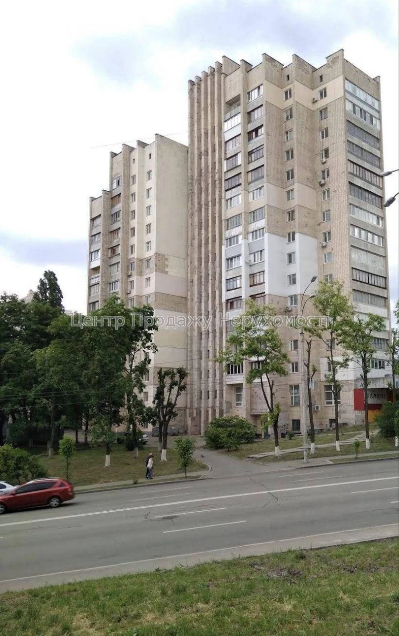 Продаж 3-кімнатній квартири 67,9 м², Київ, 15-й поверх з 15.