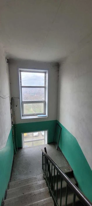 2-room apartment on Ivanova Street.