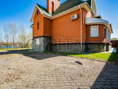 House. Bereznevy Pro. Kyiv