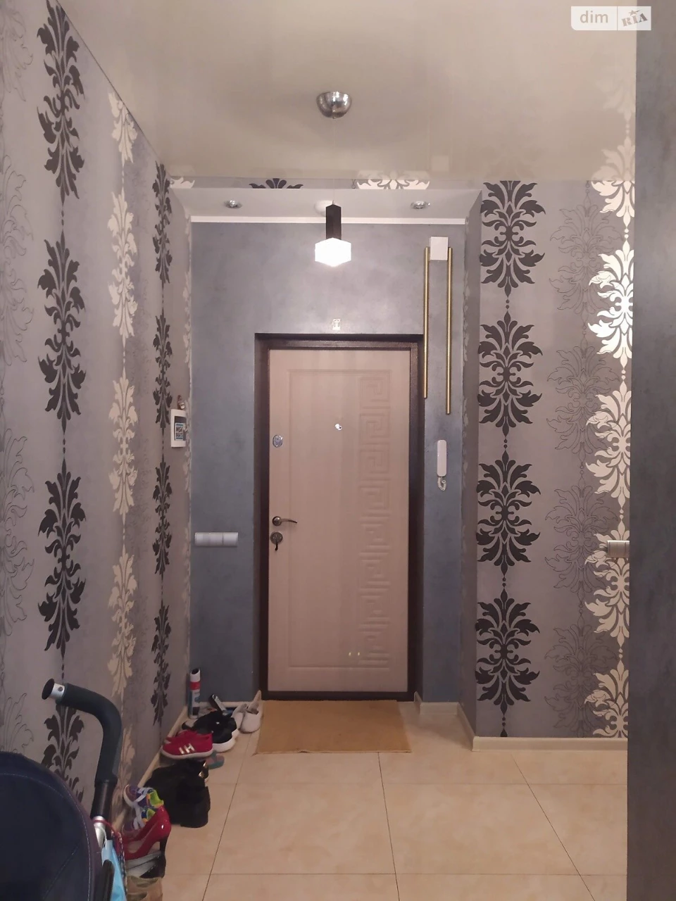 Apartment for Sale - 12-School