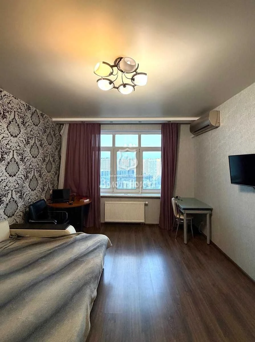 1-bedroom Apartment, Good Condition. Берестейський Avenue, 71A, Halayani