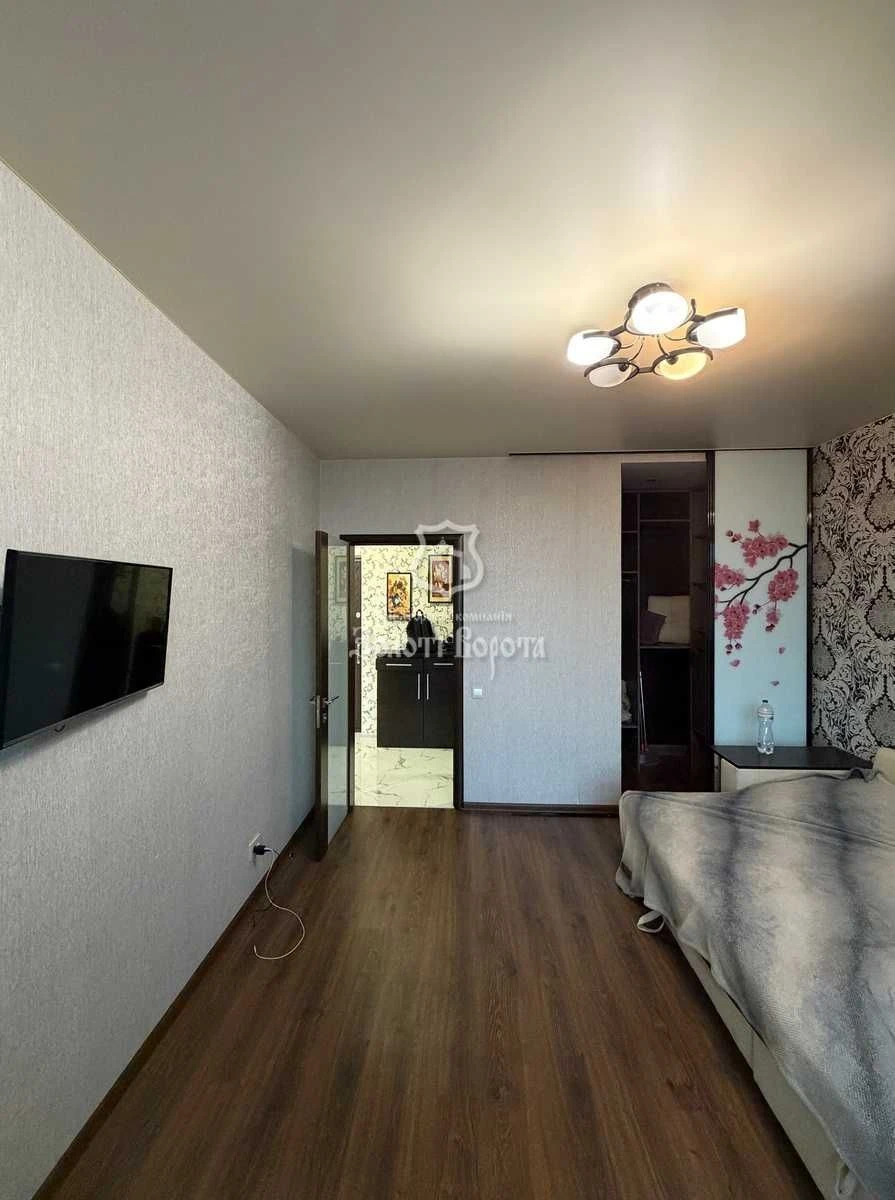 1-bedroom Apartment, Good Condition. Берестейський Avenue, 71A, Halayani