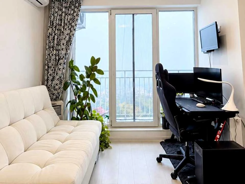 Apartment. Volodymyr Brozka Street, Kyiv
