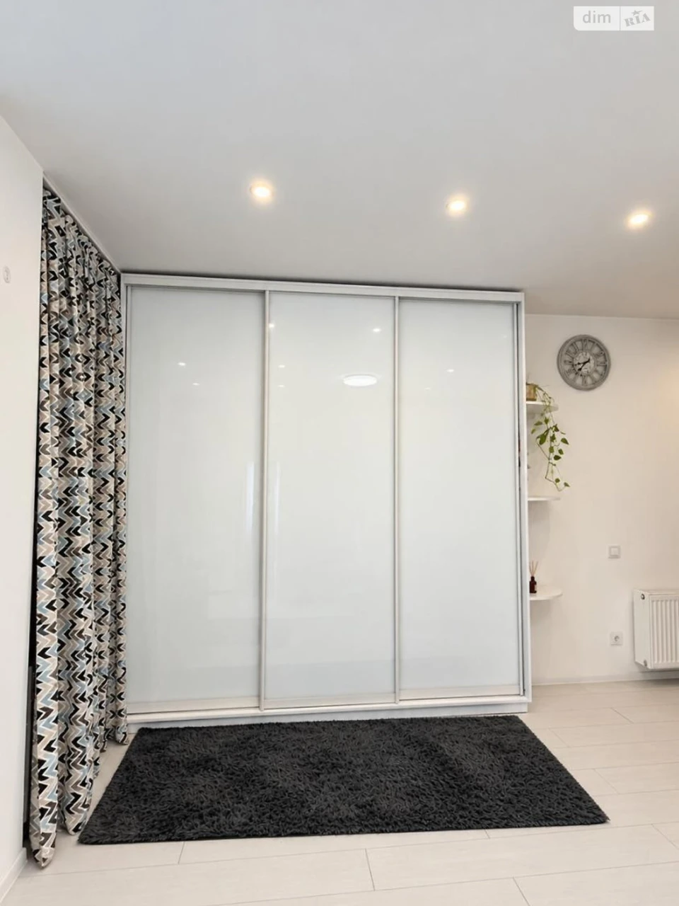 Long-Term Rental Apartment Montastnik