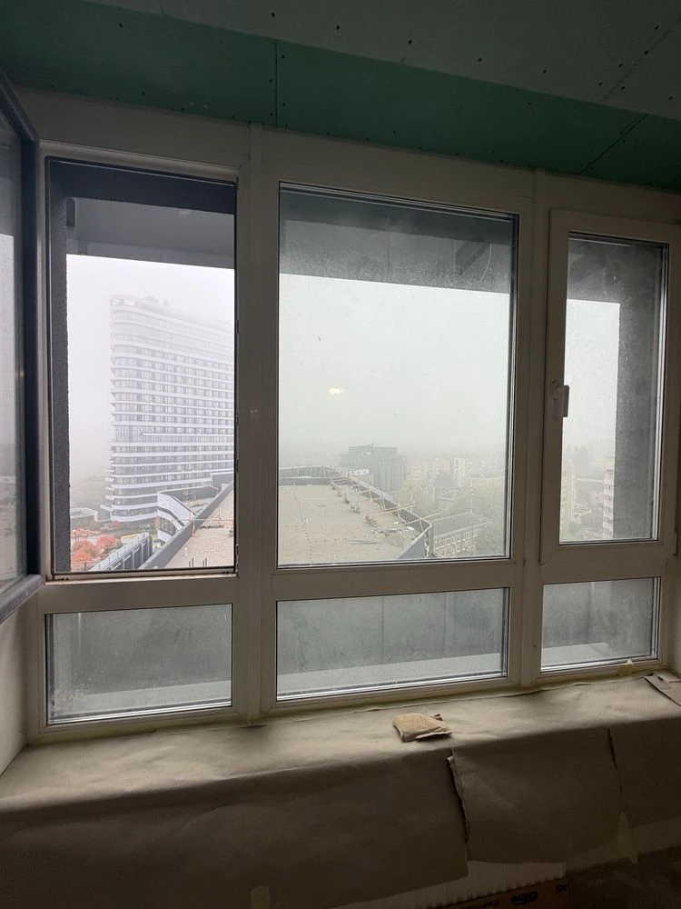 Kyiv Sale of 2-3 room apartment in excellent condition. Metro Holosiiv