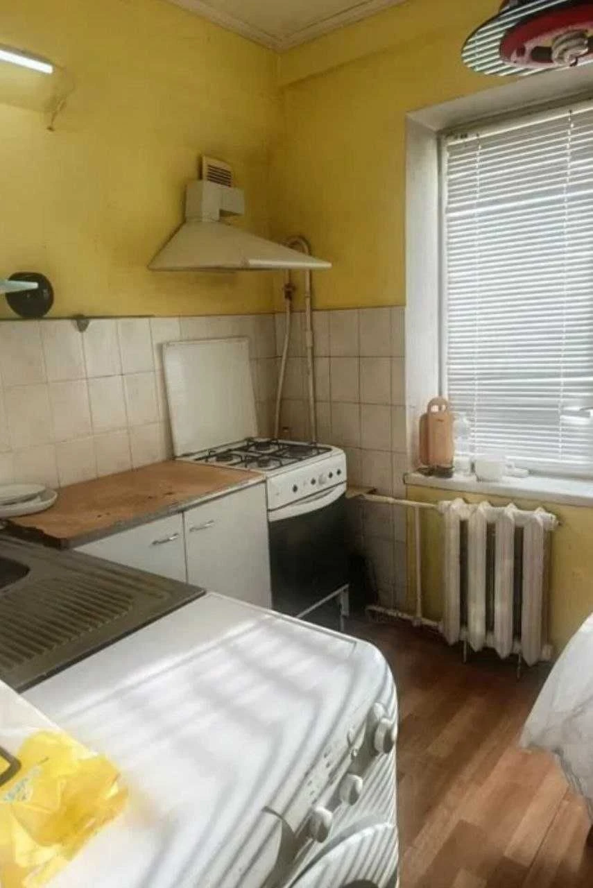 Продаю квартиру на ул. Космонавта Поповича
