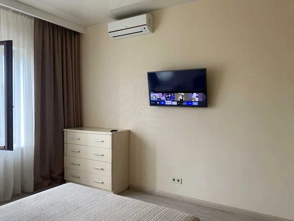 Apartment. Odesa, Velika Arnaoutska Street.