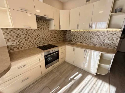 Apartment. Odesa, Velika Arnaoutska Street.