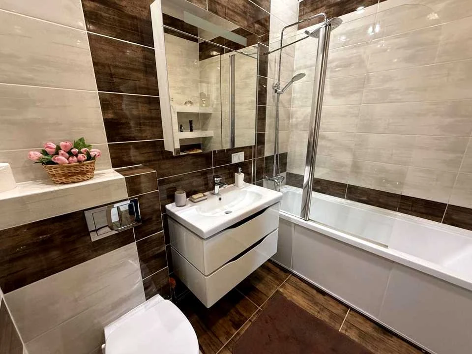 Apartment. Odesa, Velika Arnaoutska Street.