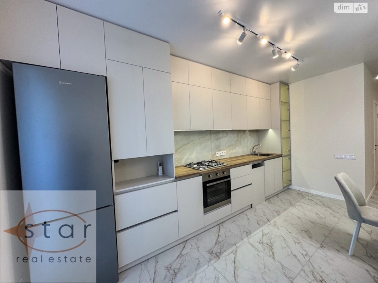 Apartment for Sale - Desnyan