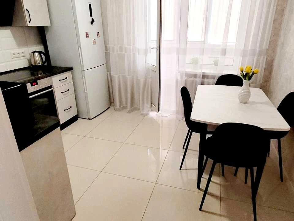 Apartment. Dragomannova Street, Kyiv