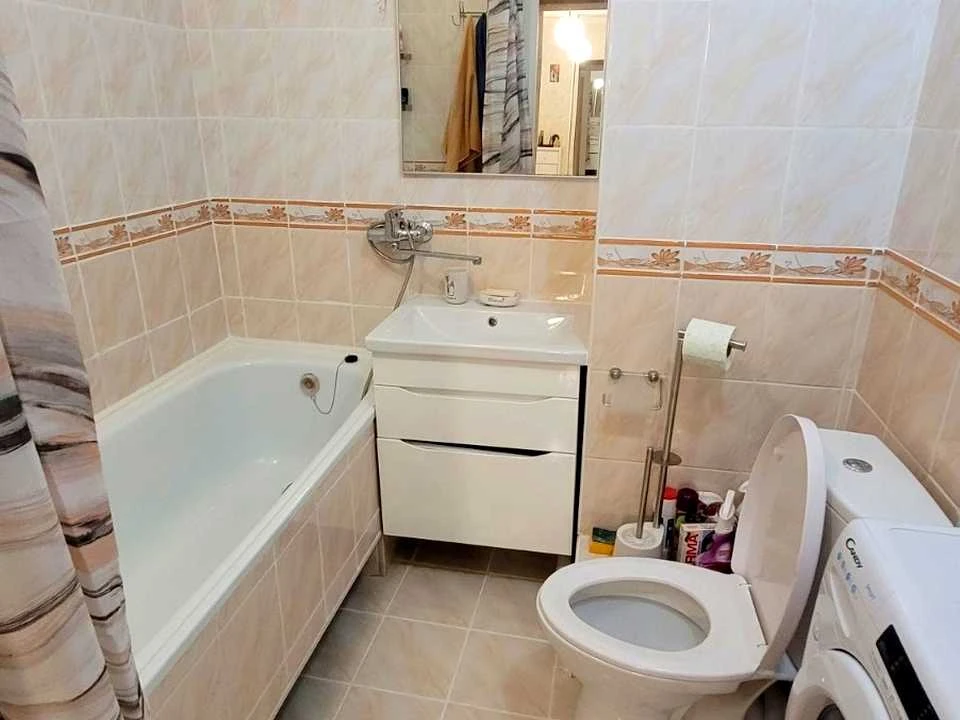Apartment. Dragomannova Street, Kyiv