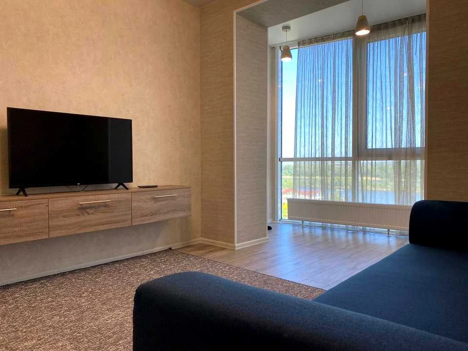 Apartment. Dnipro, Naberezhna Peremohy st.