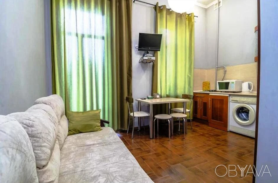 1 room apartment, on Saksaганського Street. Center, Olympic Palace, Kyiv.